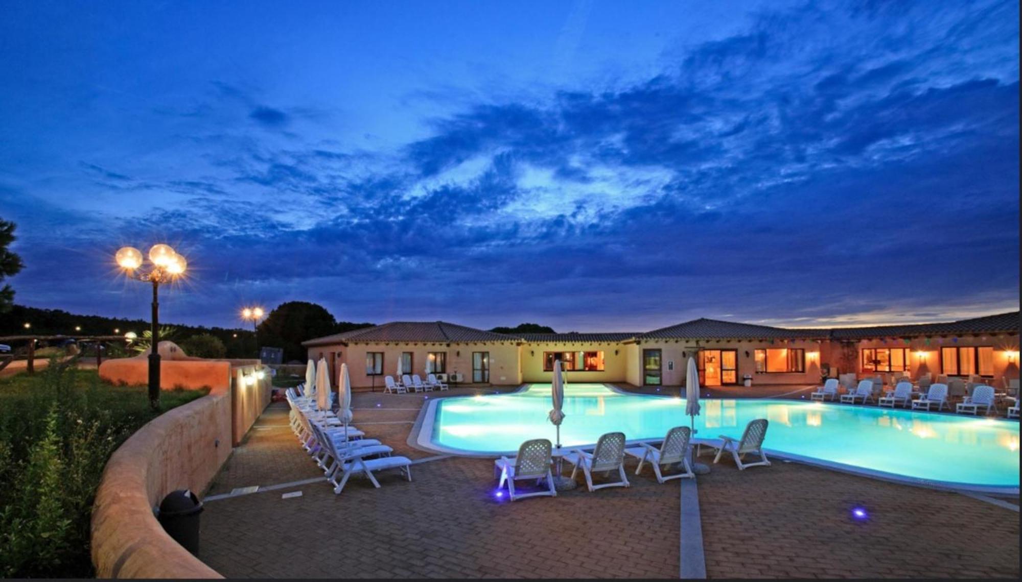Residence Baia Dei Mirti Vignola Mare Kültér fotó