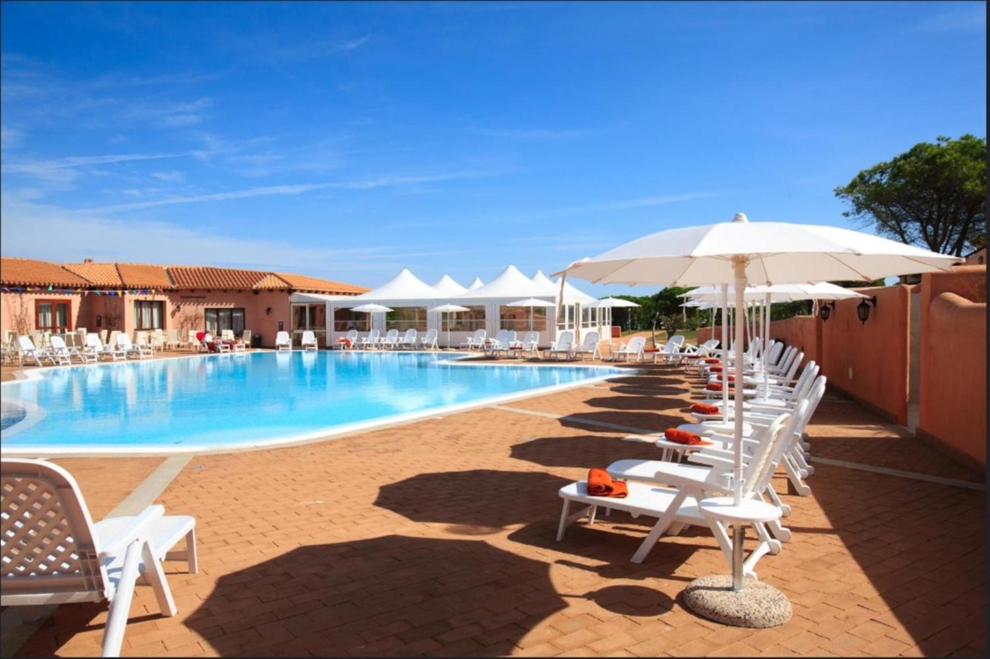 Residence Baia Dei Mirti Vignola Mare Kültér fotó