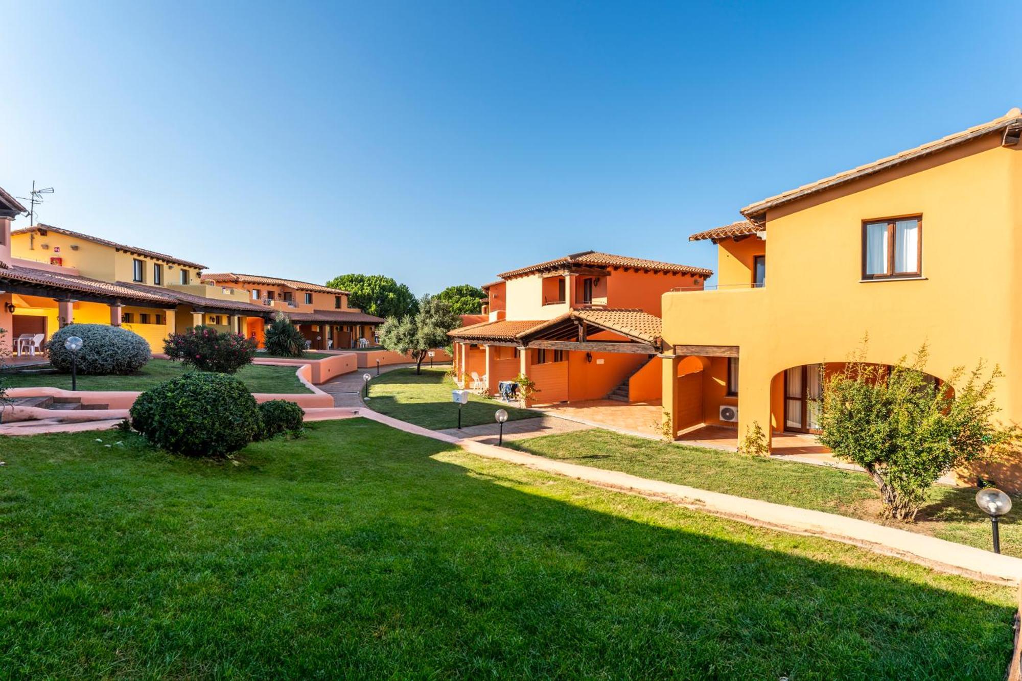 Residence Baia Dei Mirti Vignola Mare Kültér fotó