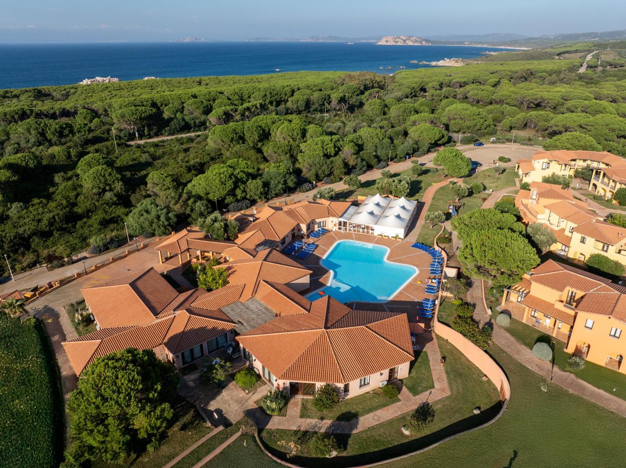 Residence Baia Dei Mirti Vignola Mare Kültér fotó