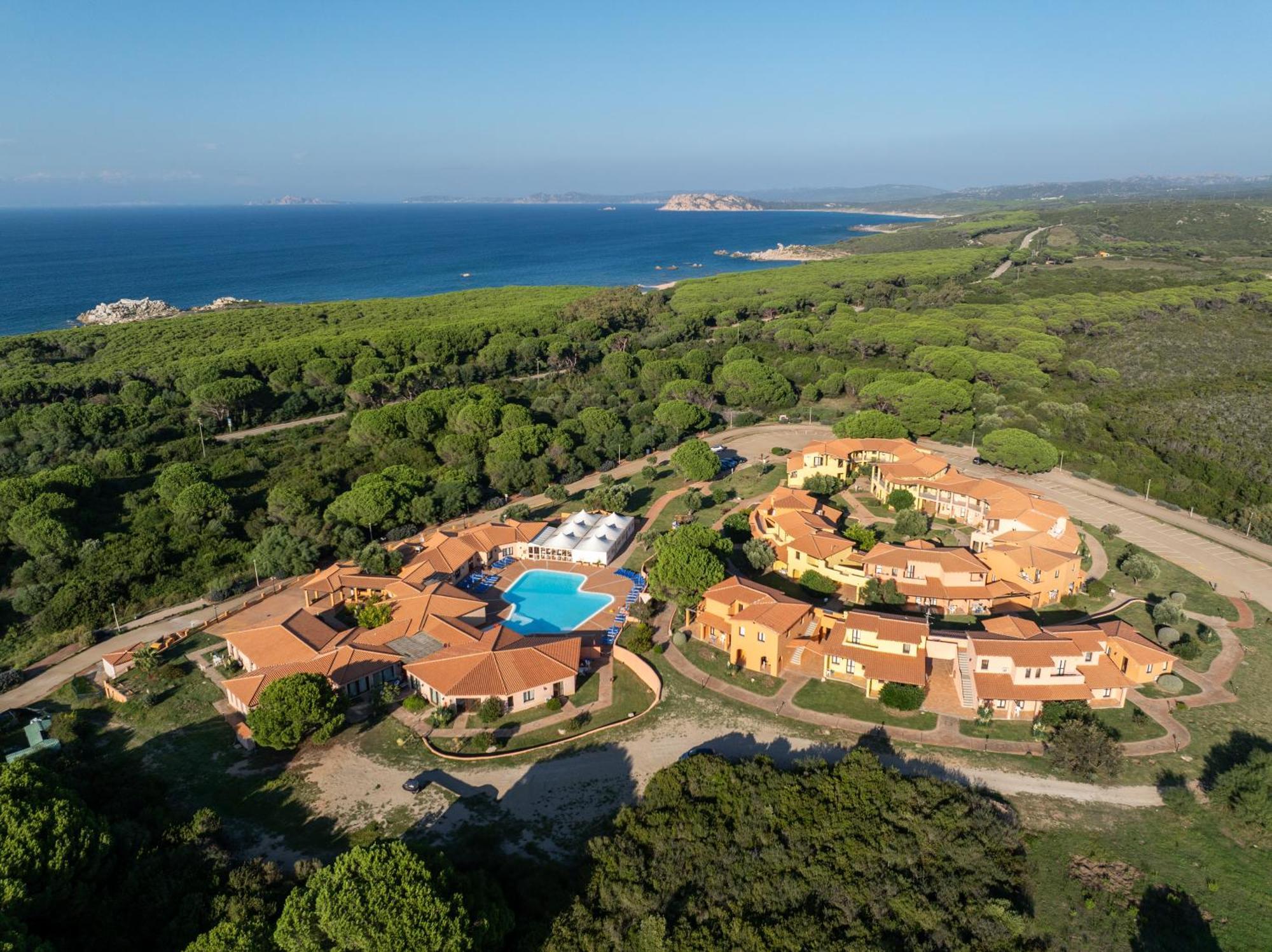 Residence Baia Dei Mirti Vignola Mare Kültér fotó