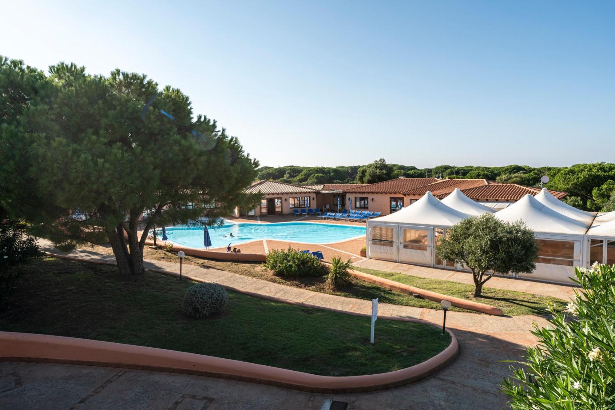 Residence Baia Dei Mirti Vignola Mare Kültér fotó