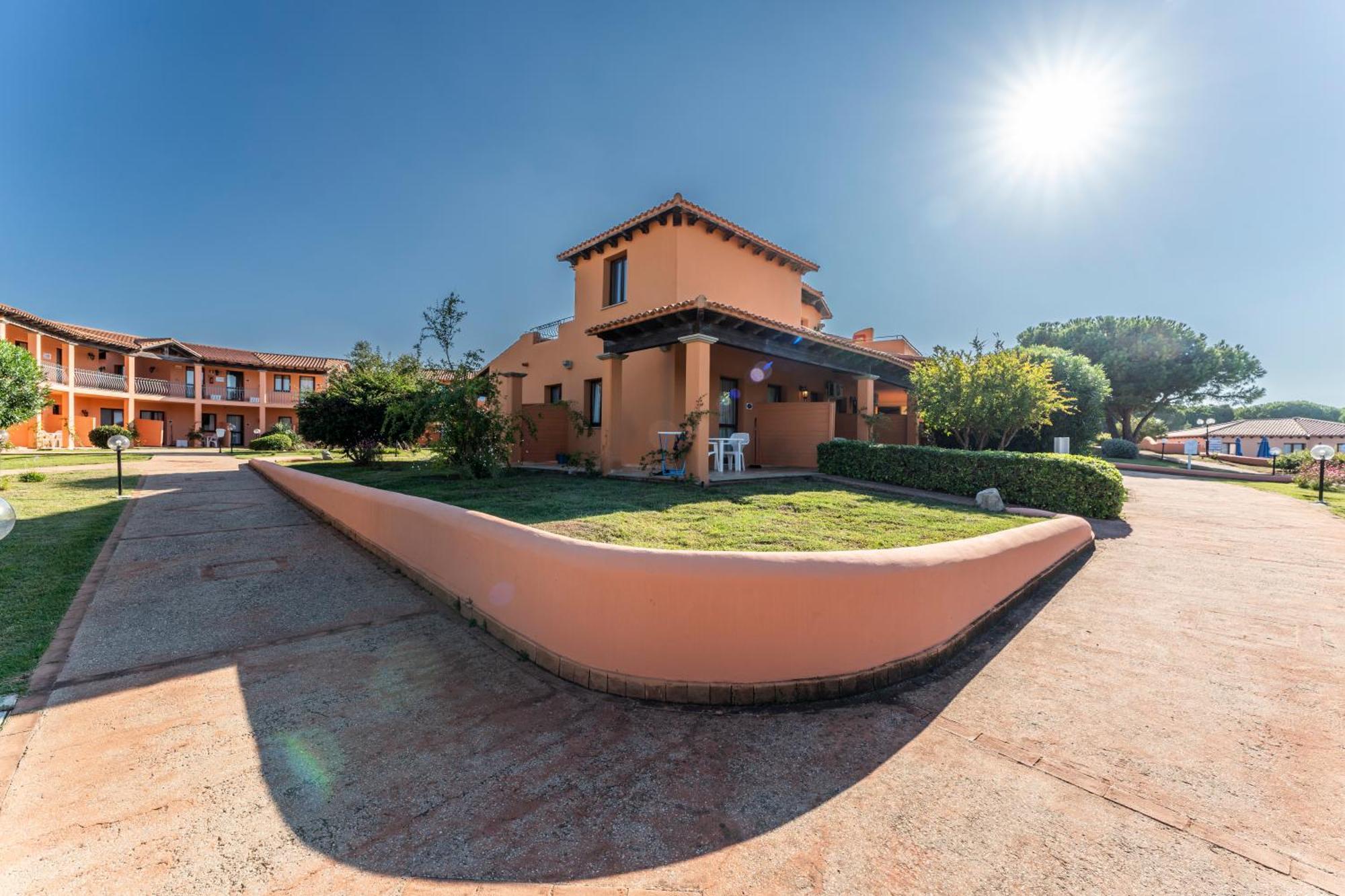 Residence Baia Dei Mirti Vignola Mare Kültér fotó